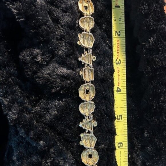 Vintage Avon Sliding Christmas Charm Bracelet - Picture 10 of 10